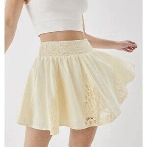 American Eagle Crochet Lace Skater Skirt Size M Yellow Cotton Linen Blend New